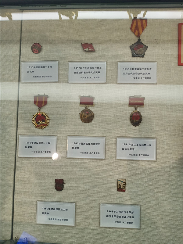 201911081573179130327816.jpg 0E6FA383C034861A5938D8DAD57380DB.jpg